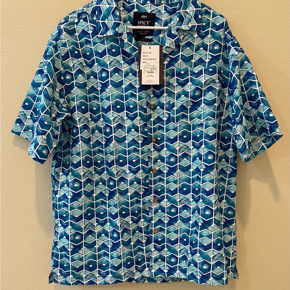 Spicy Tuna Men’s Ocean Blue Casual Button Down Shirt with Geometric Pattern NWT